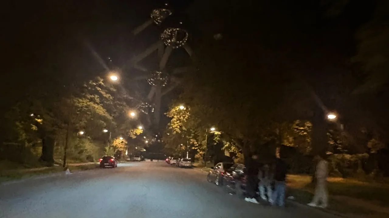 Met de waterstofauto naar het Atomium